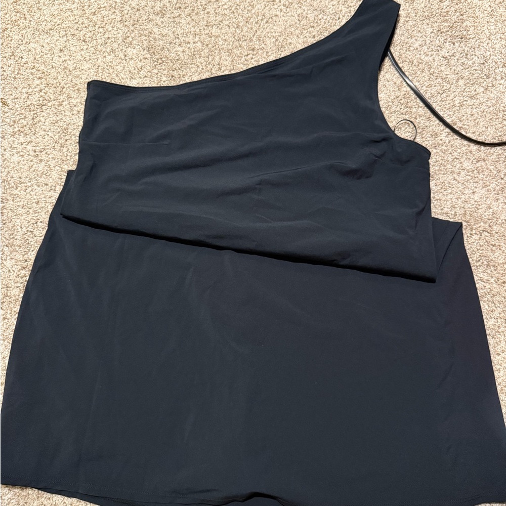 Black Abercrombie One-Shoulder Women's Dress